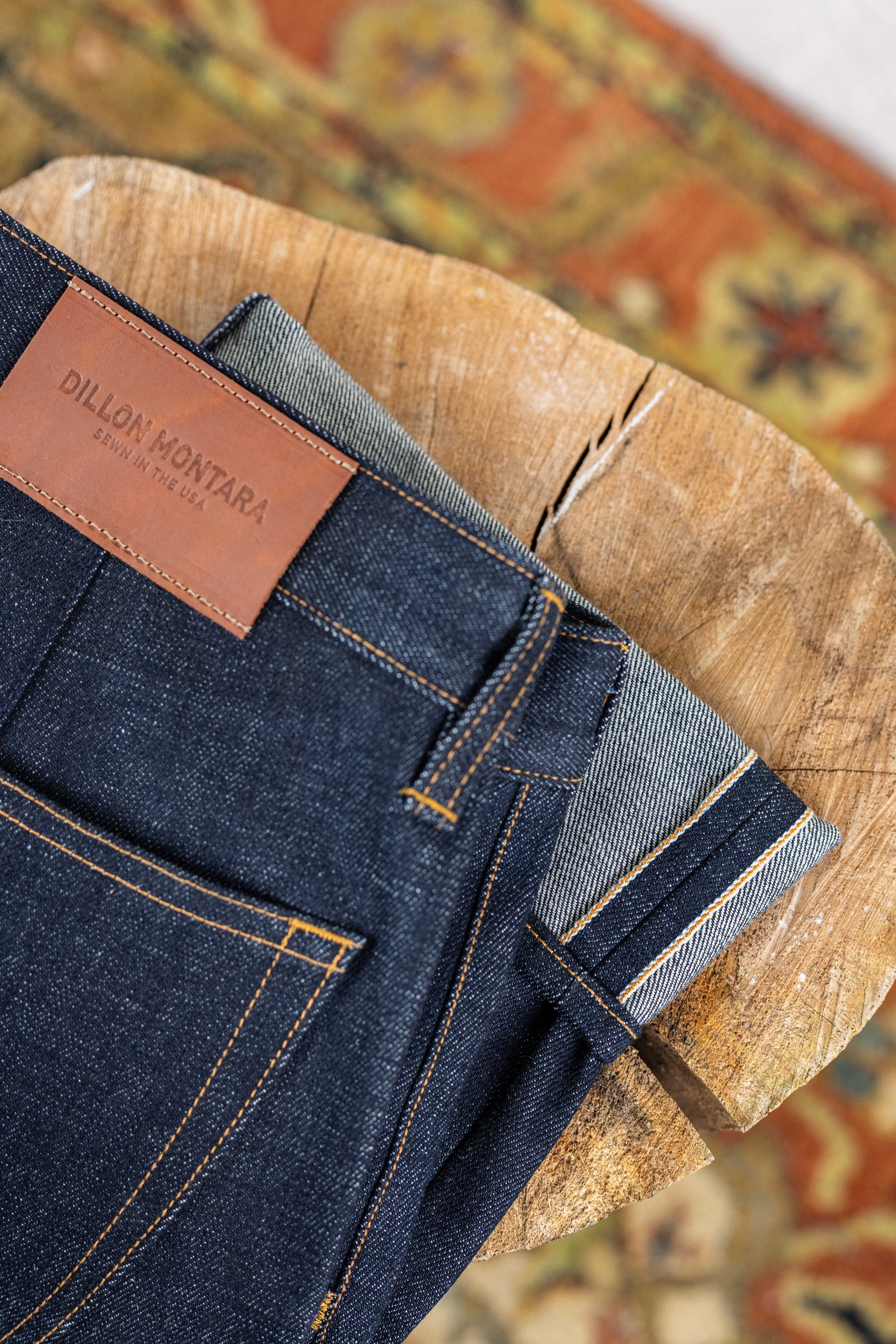 Relaxed Straight Jeans - Dillon Montara