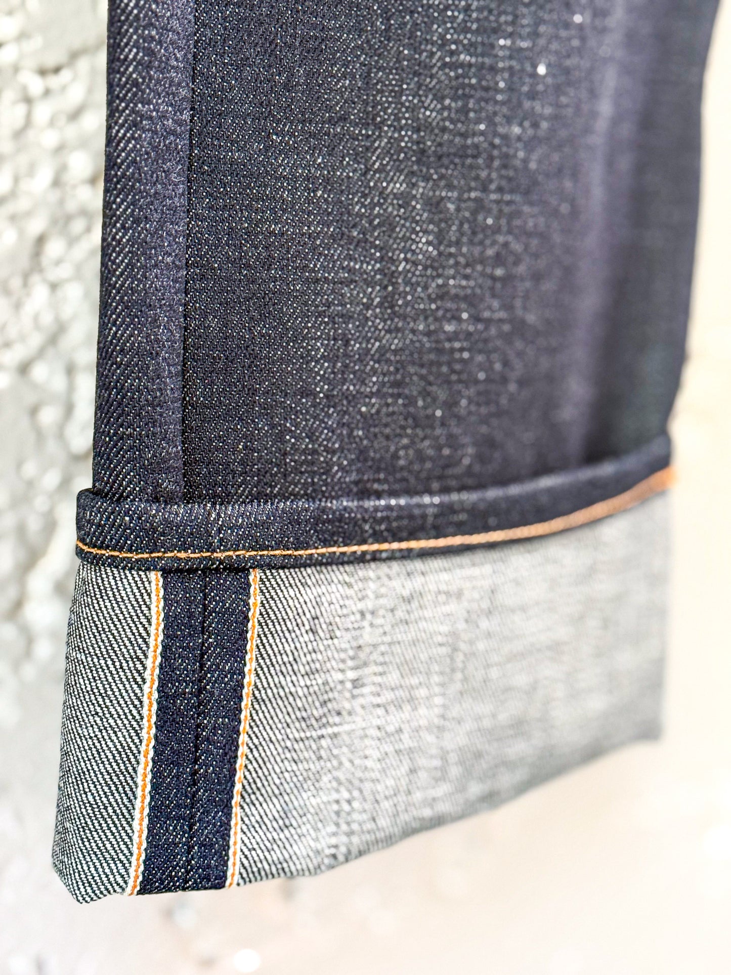 Relaxed Straight Jeans